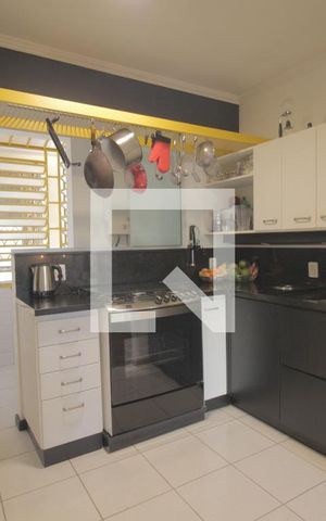 Apartamento à venda com 80m², 3 quartos e 3 vagasCozinha
