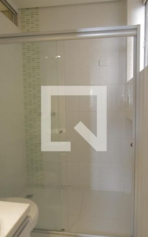 Apartamento à venda com 80m², 3 quartos e 3 vagasBanheiro da Suíte