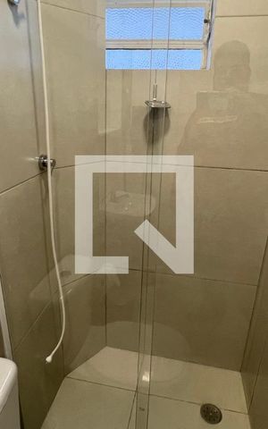 Studio para alugar com 25m², 1 quarto e sem vaga Studio para alugar com 25m², 1 quarto e sem vagaBanheiro