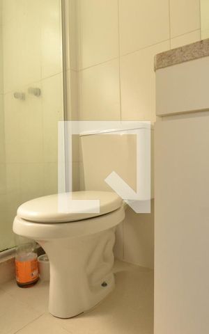 Apartamento à venda com 58m², 2 quartos e 1 vagaBanheiro da Suíte