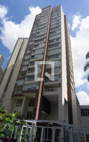 Apartamento à venda com 36m², 1 quarto e 1 vagaFachada