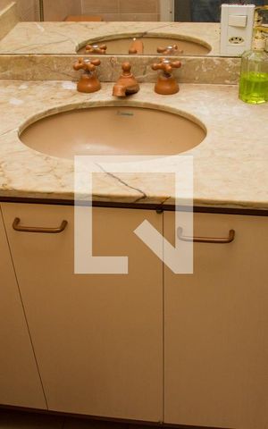 Apartamento à venda com 200m², 4 quartos e 2 vagasBanheiro Social