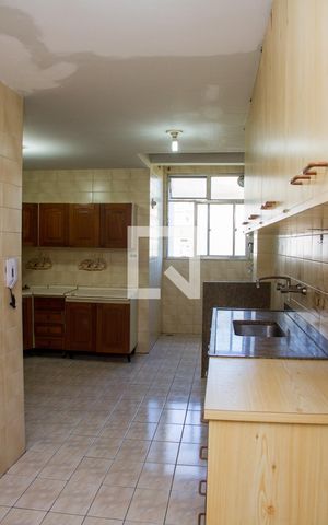 Apartamento à venda com 200m², 4 quartos e 2 vagasCozinha