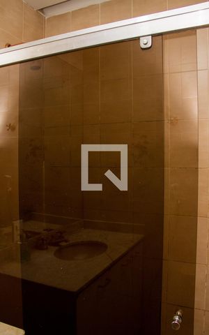 Apartamento à venda com 200m², 4 quartos e 2 vagasBanheiro Social
