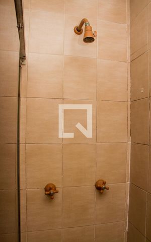 Apartamento à venda com 200m², 4 quartos e 2 vagasBanheiro Social