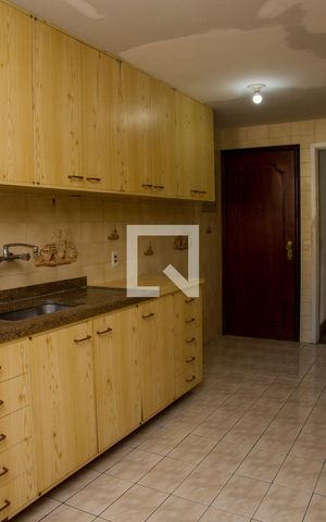 Apartamento à venda com 200m², 4 quartos e 2 vagasCozinha