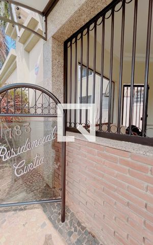 Apartamento à venda com 50m², 2 quartos e 1 vaga Apartamento à venda com 50m², 2 quartos e 1 vagaEntrada