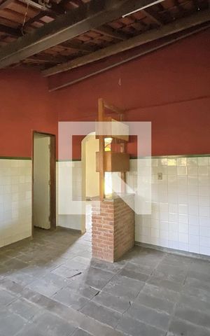 Casa à venda com 130m², 2 quartos e 5 vagas Casa à venda com 130m², 2 quartos e 5 vagasÁrea de Serviço