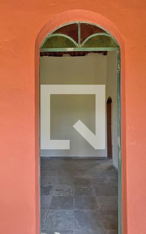 Casa à venda com 130m², 2 quartos e 5 vagas Casa à venda com 130m², 2 quartos e 5 vagasÁrea Externa