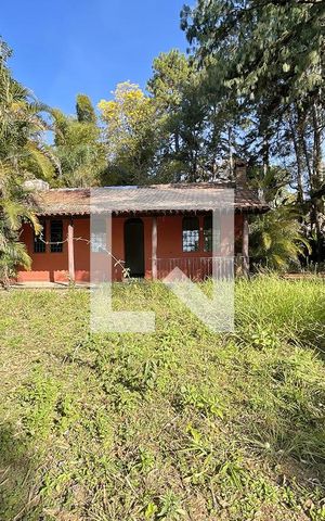 Casa à venda com 130m², 2 quartos e 5 vagas Casa à venda com 130m², 2 quartos e 5 vagasÁrea Externa
