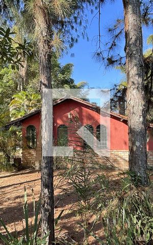 Casa à venda com 130m², 2 quartos e 5 vagas Casa à venda com 130m², 2 quartos e 5 vagasÁrea Externa