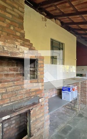 Casa à venda com 130m², 2 quartos e 5 vagas Casa à venda com 130m², 2 quartos e 5 vagasChurrasqueira