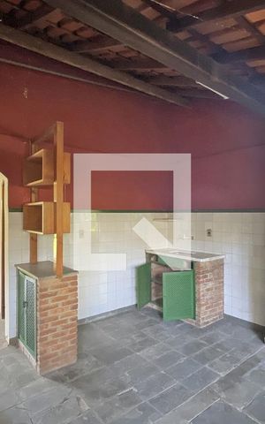 Casa à venda com 130m², 2 quartos e 5 vagas Casa à venda com 130m², 2 quartos e 5 vagasÁrea de Serviço