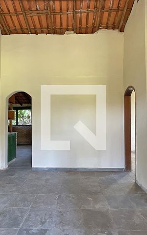 Casa à venda com 130m², 2 quartos e 5 vagas Casa à venda com 130m², 2 quartos e 5 vagasSala