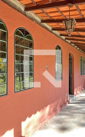 Casa à venda com 130m², 2 quartos e 5 vagas Casa à venda com 130m², 2 quartos e 5 vagasÁrea Externa