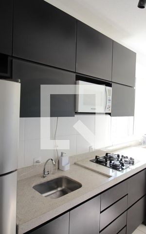 Apartamento à venda com 42m², 2 quartos e 1 vagaCozinha e Área de Serviço