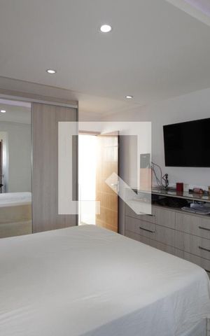 Casa à venda com 105m², 2 quartos e 2 vagasQuarto 1 - suíte