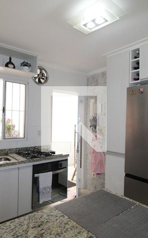 Casa à venda com 105m², 2 quartos e 2 vagasCozinha