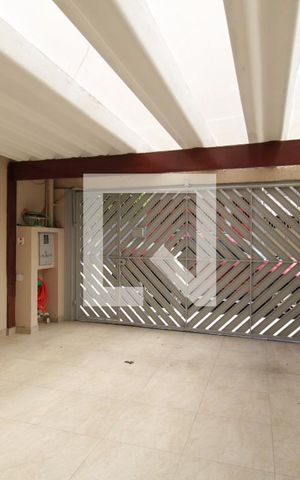 Casa à venda com 105m², 2 quartos e 2 vagasGaragem
