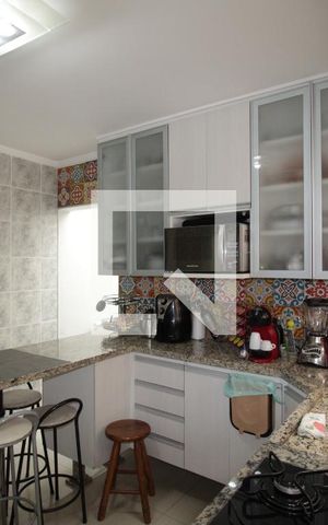 Casa à venda com 105m², 2 quartos e 2 vagasCozinha