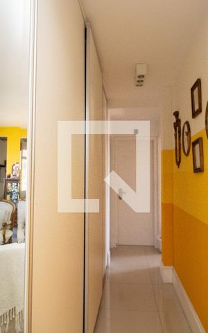 Apartamento à venda com 113m², 3 quartos e 1 vaga Apartamento à venda com 113m², 3 quartos e 1 vagaCorredor