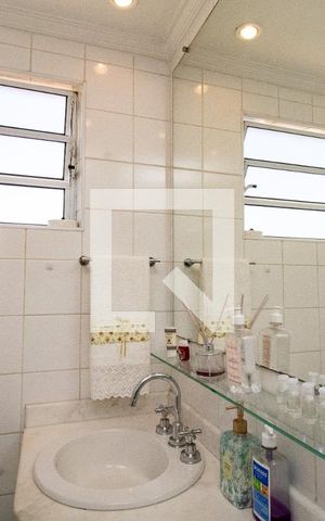Apartamento à venda com 113m², 3 quartos e 1 vaga Apartamento à venda com 113m², 3 quartos e 1 vagaBanheiro Social