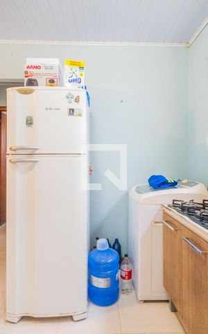 Casa à venda com 50m², 2 quartos e sem vaga Casa à venda com 50m², 2 quartos e sem vagaCozinha e Área de Serviço