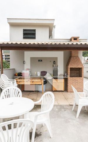 Apartamento à venda com 70m², 2 quartos e 1 vagaÁrea comum