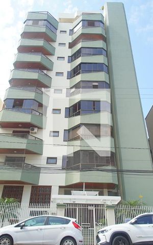 Apartamento à venda com 120m², 2 quartos e 1 vagaFachada