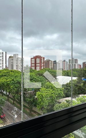 Apartamento à venda com 41m², 1 quarto e 1 vaga Apartamento à venda com 41m², 1 quarto e 1 vagaVaranda