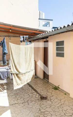 Casa à venda com 252m², 15 quartos e 4 vagas Casa à venda com 252m², 15 quartos e 4 vagasÁrea Externa