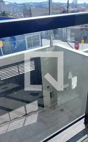 Casa à venda com 121m², 2 quartos e 2 vagas Casa à venda com 121m², 2 quartos e 2 vagasSacada Sala
