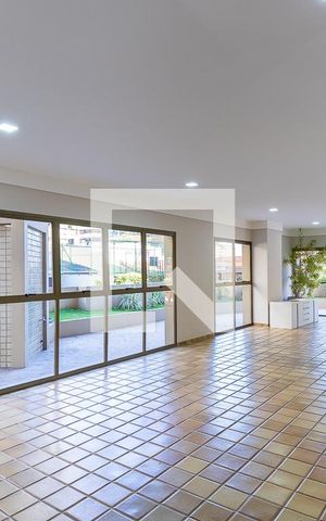 Apartamento à venda com 172m², 4 quartos e 2 vagas Apartamento à venda com 172m², 4 quartos e 2 vagasÁrea comum - Salão de festas
