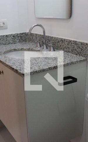 Apartamento à venda com 61m², 2 quartos e 1 vaga Apartamento à venda com 61m², 2 quartos e 1 vagaBanheiro da Suíte