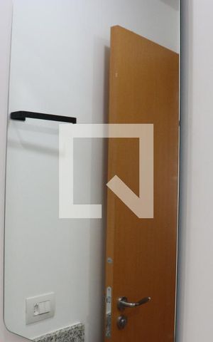Apartamento à venda com 61m², 2 quartos e 1 vaga Apartamento à venda com 61m², 2 quartos e 1 vagaBanheiro