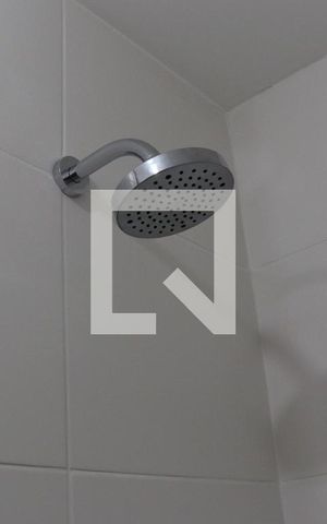 Apartamento à venda com 61m², 2 quartos e 1 vaga Apartamento à venda com 61m², 2 quartos e 1 vagaBanheiro