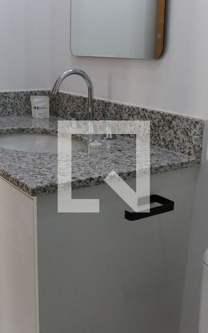 Apartamento à venda com 61m², 2 quartos e 1 vaga Apartamento à venda com 61m², 2 quartos e 1 vagaBanheiro