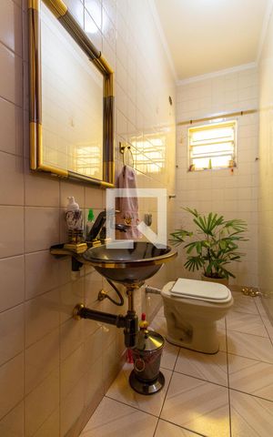 Casa à venda com 119m², 2 quartos e 2 vagas Casa à venda com 119m², 2 quartos e 2 vagasLavabo
