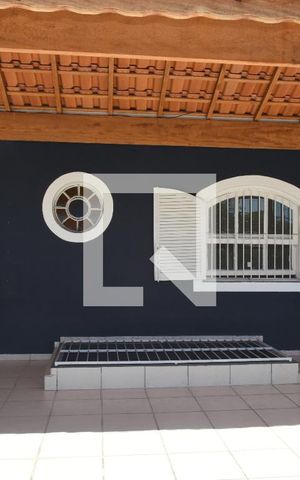 Casa para alugar com 120m², 3 quartos e 3 vagasTerraço