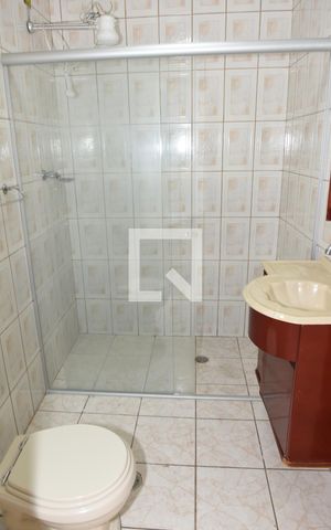 Casa para alugar com 120m², 3 quartos e 3 vagasBanheiro de serviço