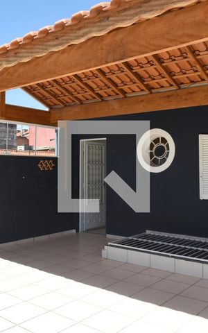Casa para alugar com 120m², 3 quartos e 3 vagasTerraço