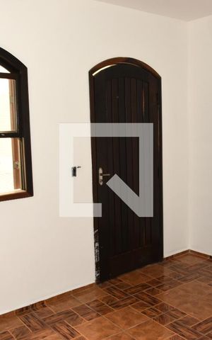 Casa para alugar com 120m², 3 quartos e 3 vagasQuarto 1 - Suíte