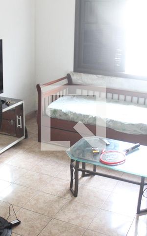 Casa para alugar com 180m², 2 quartos e 3 vagasSala