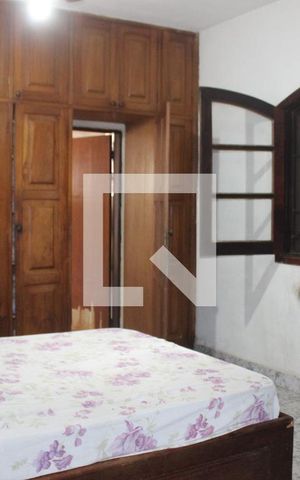 Casa para alugar com 180m², 2 quartos e 3 vagasSuíte