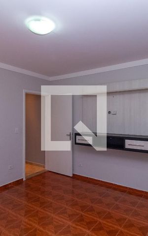 Casa à venda com 250m², 3 quartos e 6 vagas Casa à venda com 250m², 3 quartos e 6 vagasQuarto 3