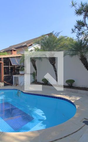 Casa de condomínio à venda com 351m², 3 quartos e 3 vagasÁrea Externa