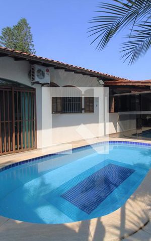 Casa de condomínio à venda com 351m², 3 quartos e 3 vagasÁrea Externa
