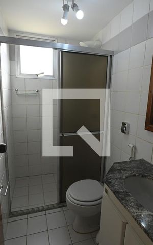 Apartamento para alugar com 66m², 2 quartos e 1 vaga Apartamento para alugar com 66m², 2 quartos e 1 vagaBanheiro