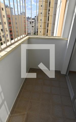Apartamento para alugar com 66m², 2 quartos e 1 vaga Apartamento para alugar com 66m², 2 quartos e 1 vagaSacada