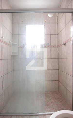 Casa para alugar com 110m², 2 quartos e 1 vagaBanheiro